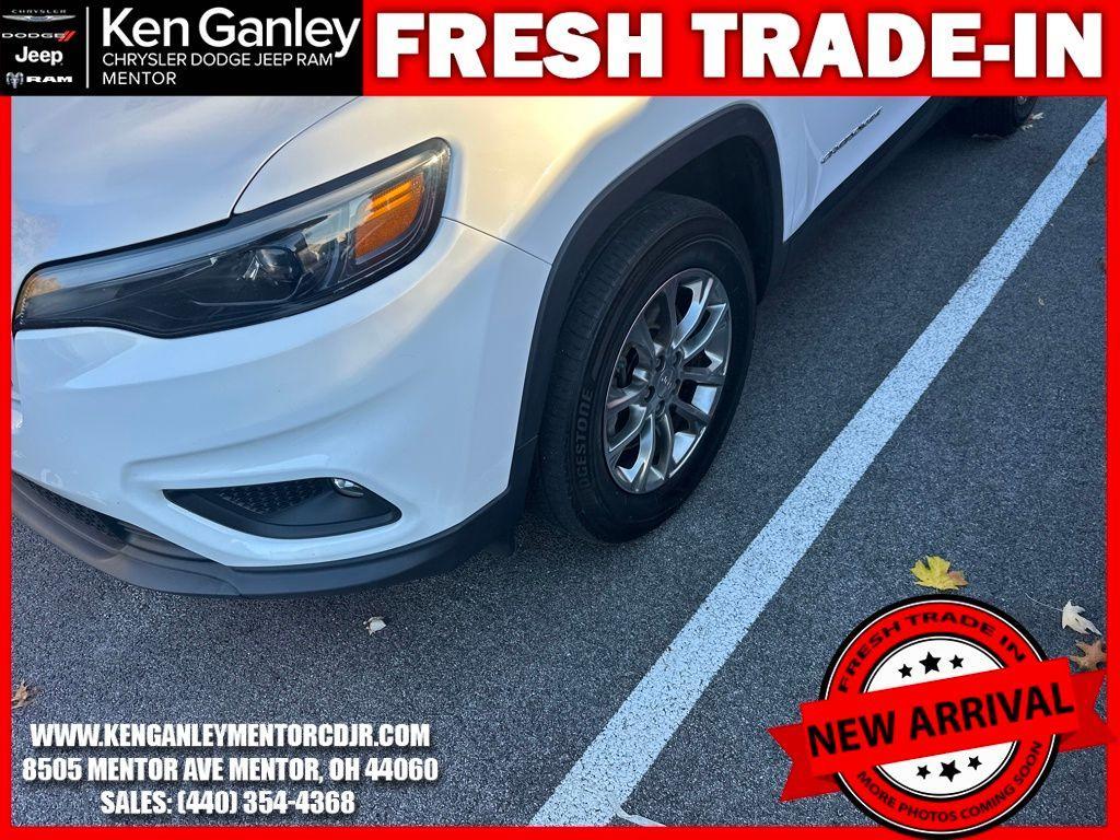 used 2020 Jeep Cherokee car, priced at $11,995