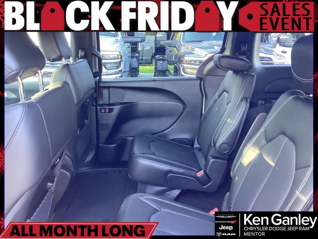 new 2026 Chrysler Pacifica car, priced at $44,843