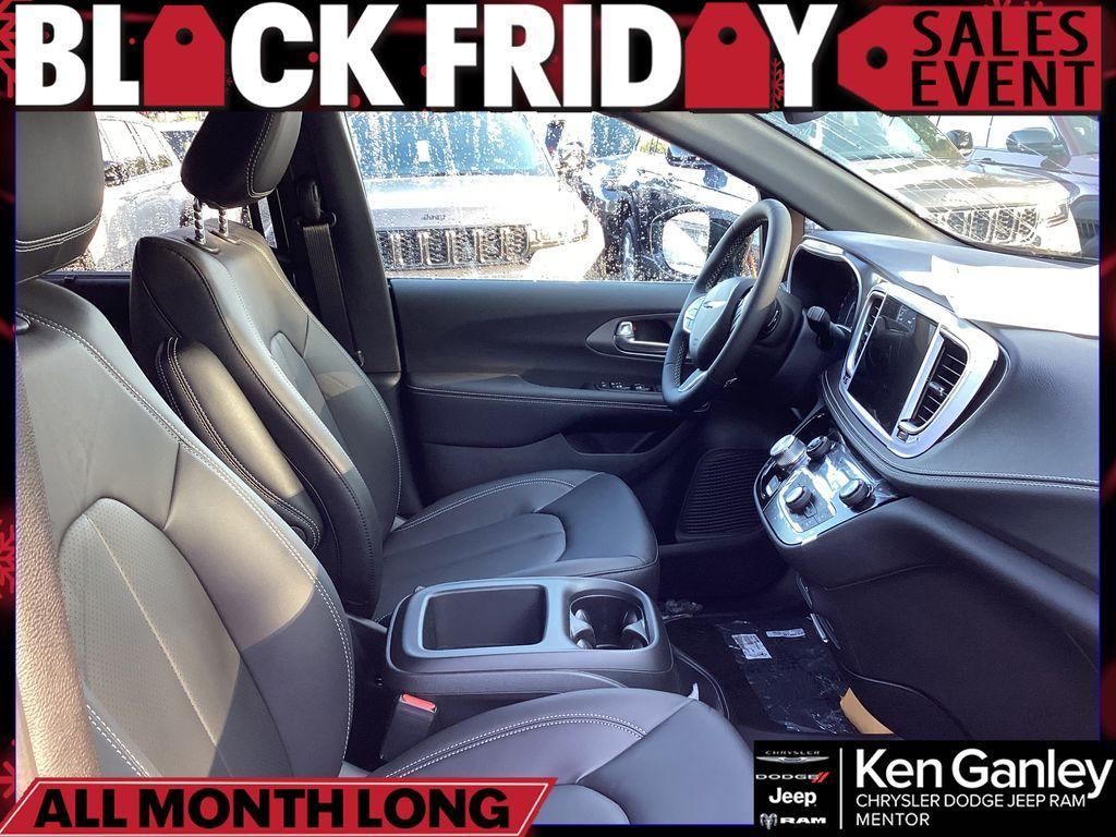 new 2026 Chrysler Pacifica car, priced at $44,843