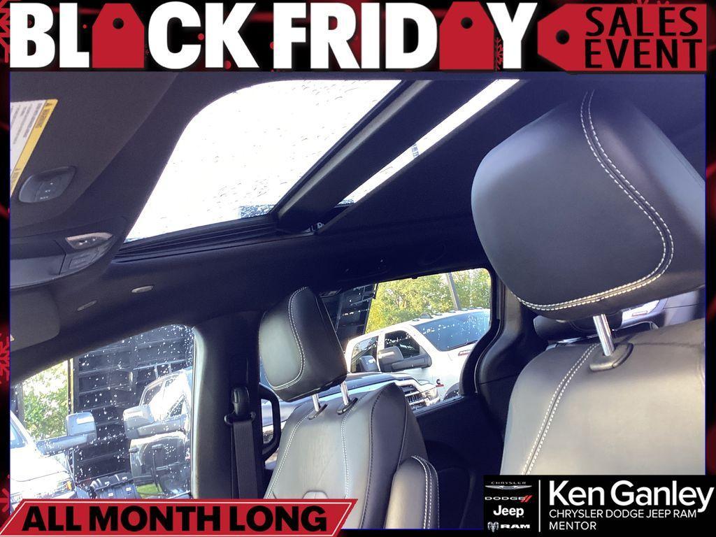 new 2026 Chrysler Pacifica car, priced at $44,843