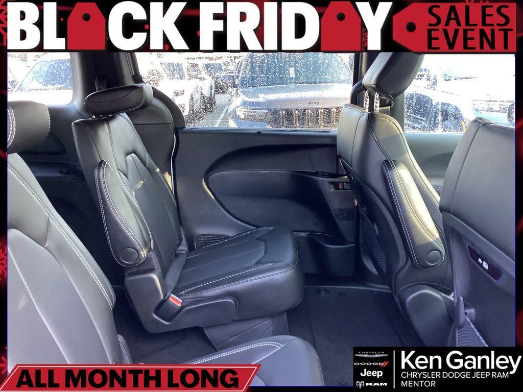 new 2026 Chrysler Pacifica car, priced at $44,843