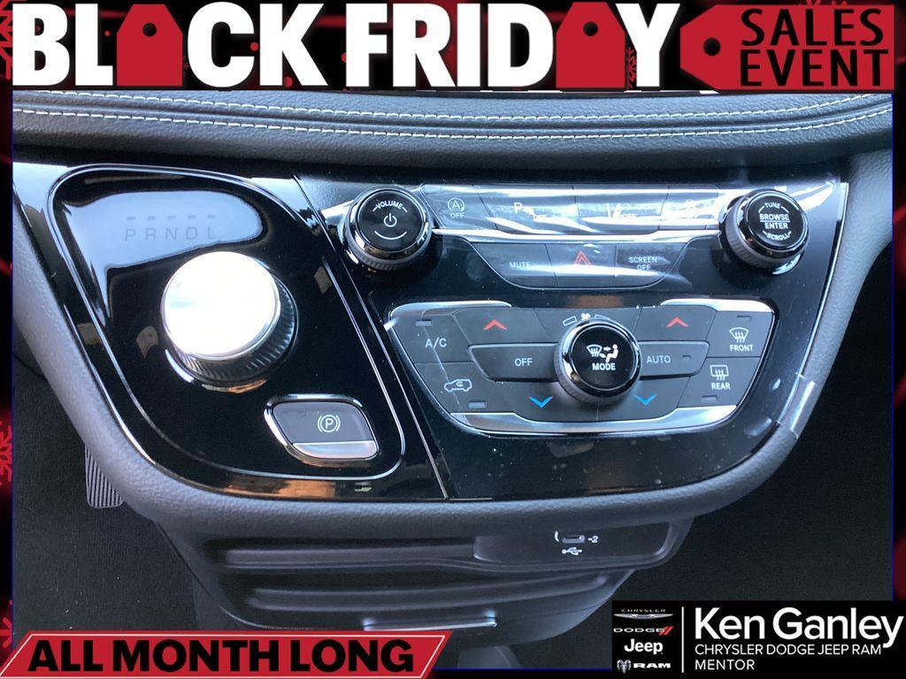 new 2026 Chrysler Pacifica car, priced at $44,843