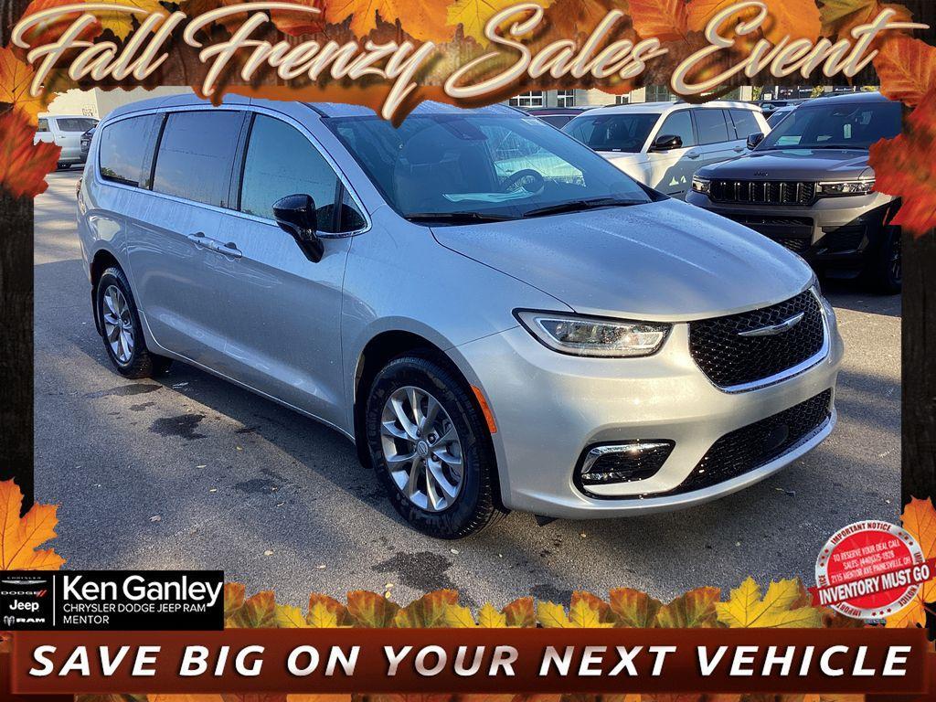 new 2026 Chrysler Pacifica car, priced at $46,093