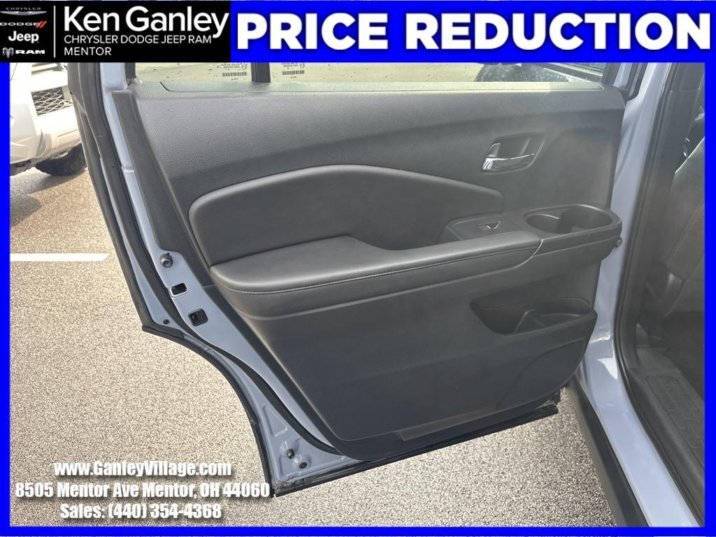 used 2022 Honda Pilot car, priced at $29,500