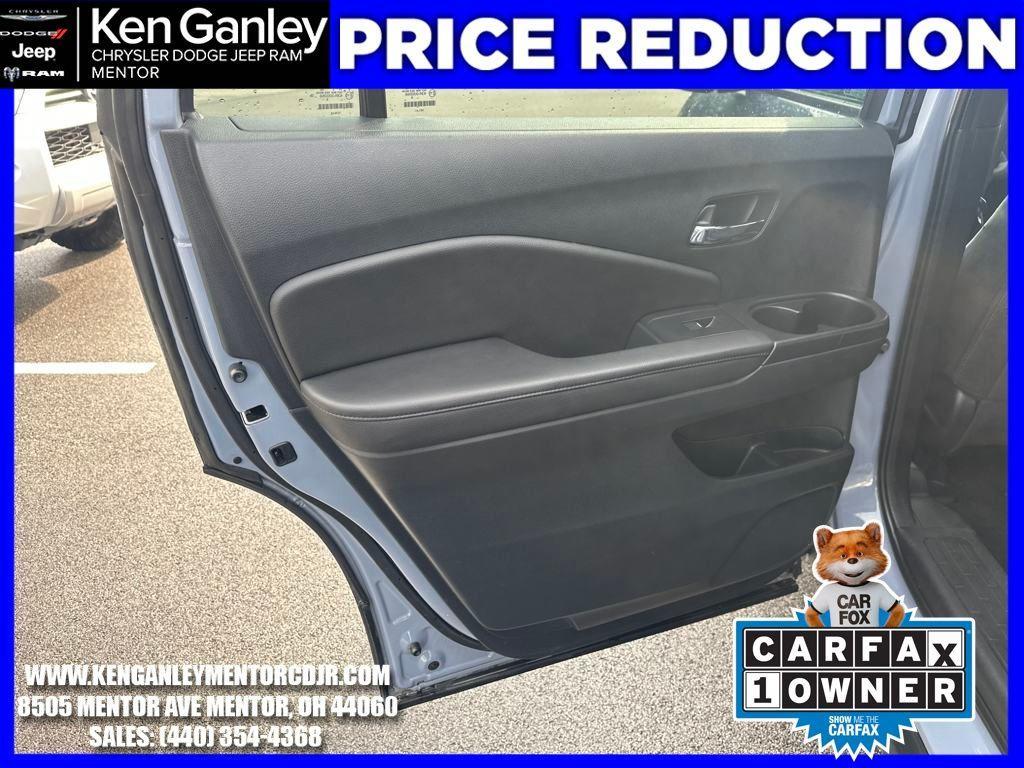 used 2022 Honda Pilot car, priced at $28,900