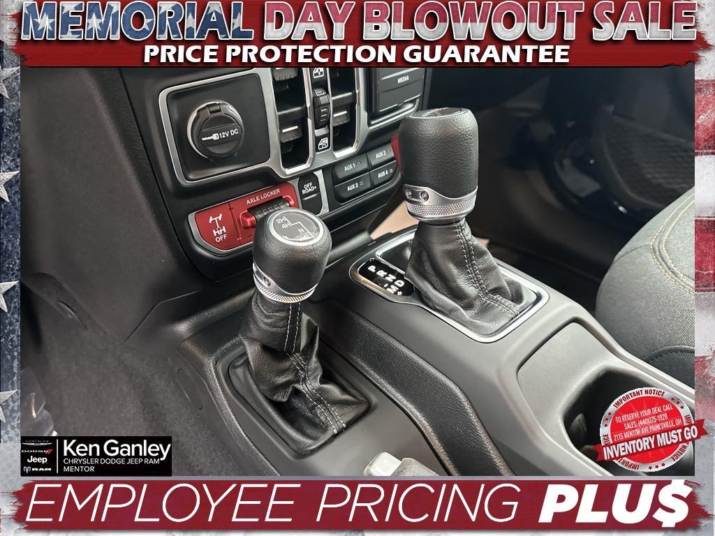 new 2025 Jeep Gladiator car, priced at $52,335