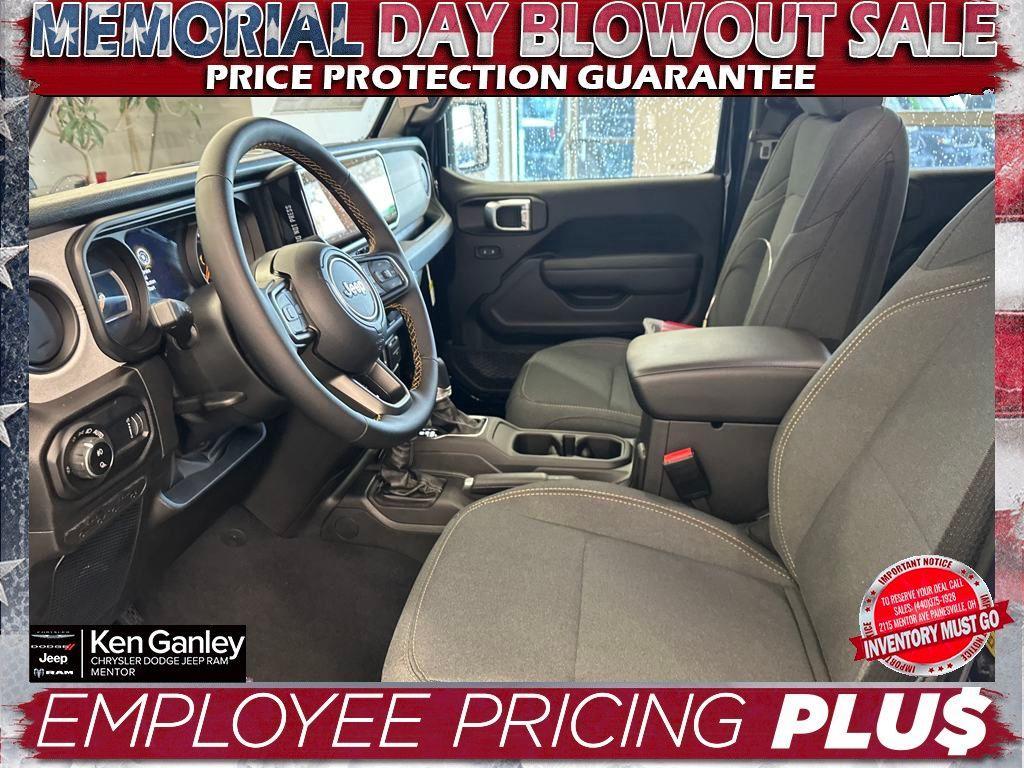 new 2025 Jeep Gladiator car, priced at $44,063