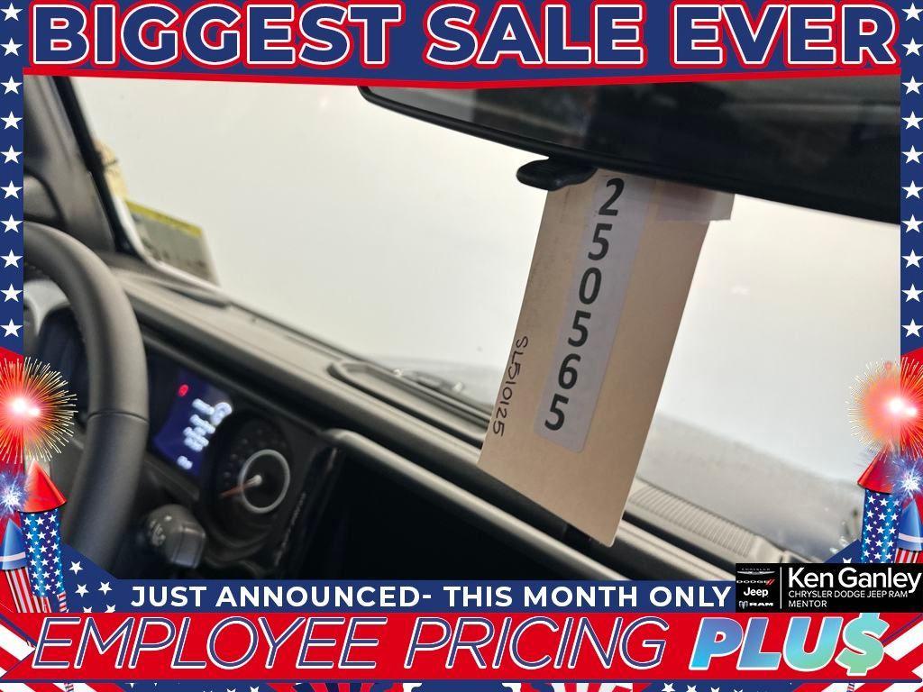 new 2025 Jeep Gladiator car, priced at $44,063