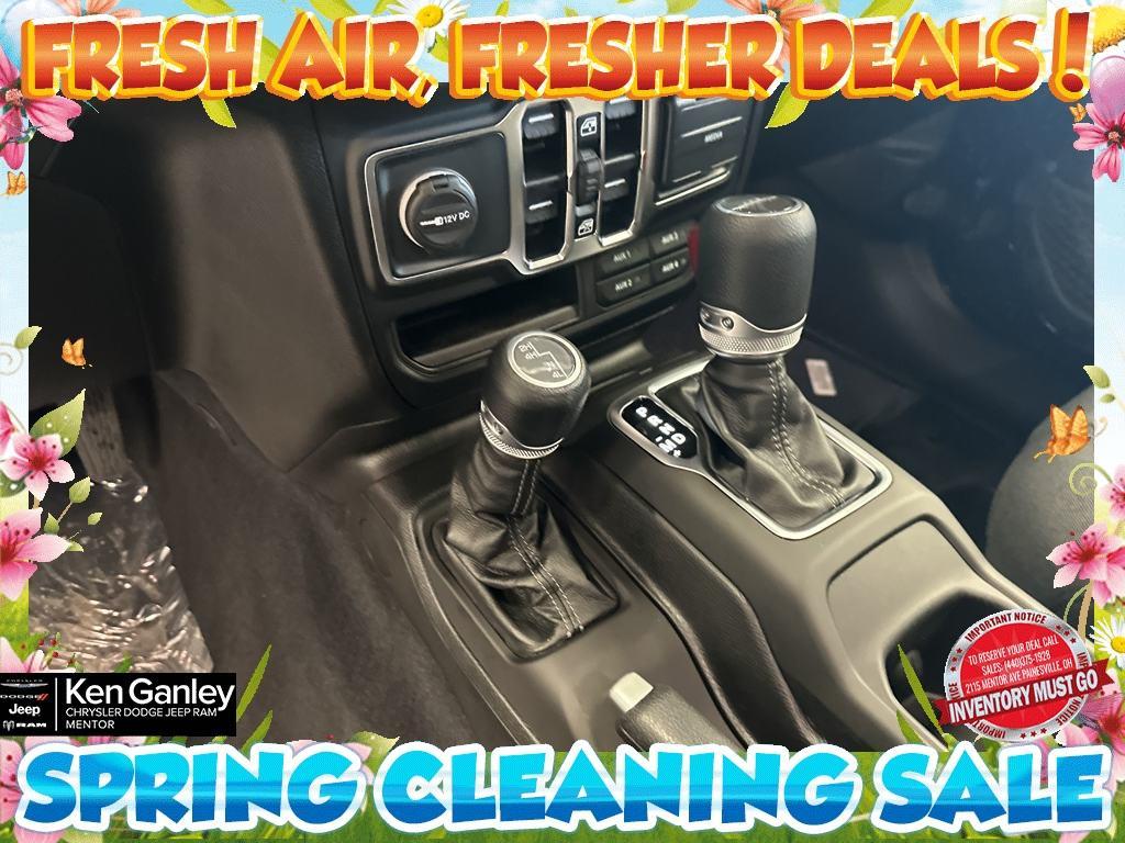 new 2025 Jeep Gladiator car, priced at $43,513