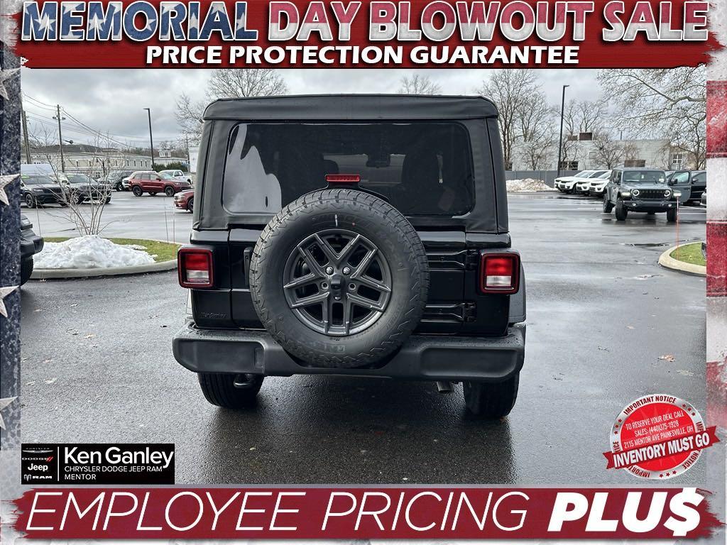new 2025 Jeep Wrangler car, priced at $43,093