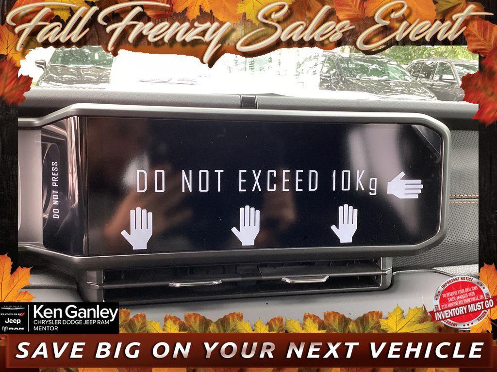 new 2025 Jeep Gladiator car, priced at $48,155