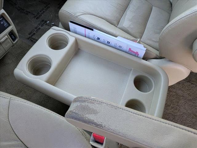 used 2009 Honda Odyssey car, priced at $4,000