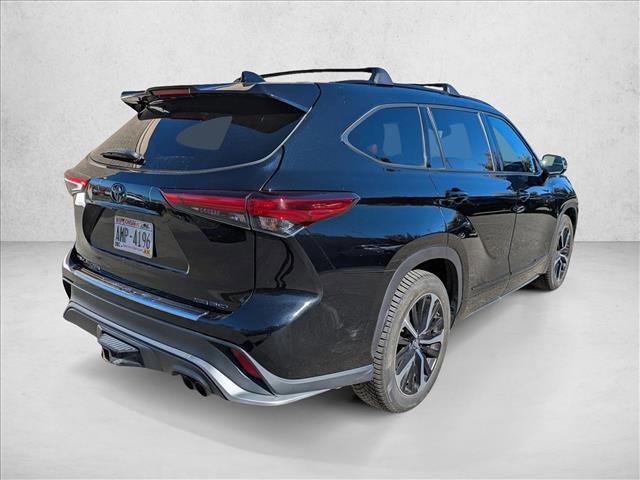 used 2021 Toyota Highlander car, priced at $29,000