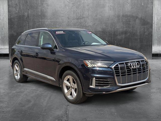 used 2024 Audi Q7 car, priced at $42,600