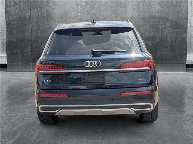 used 2024 Audi Q7 car, priced at $42,600