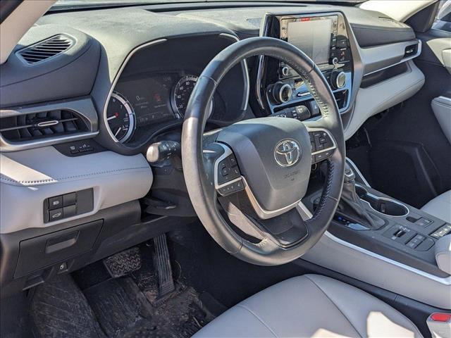 used 2022 Toyota Highlander car, priced at $41,000