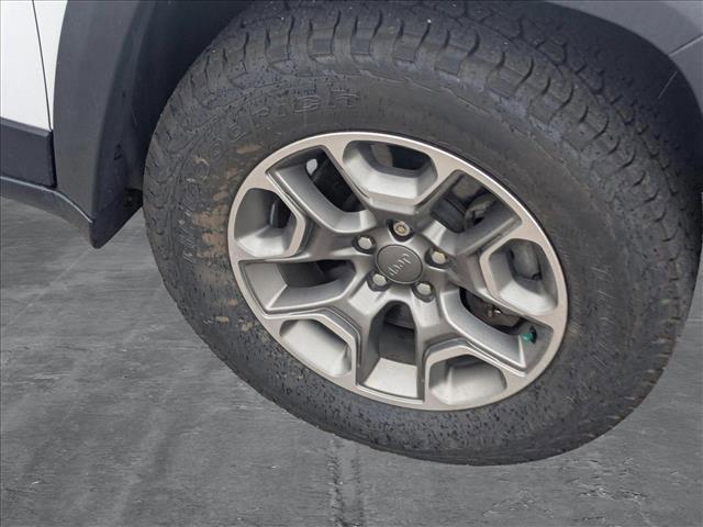 used 2020 Jeep Cherokee car, priced at $18,301