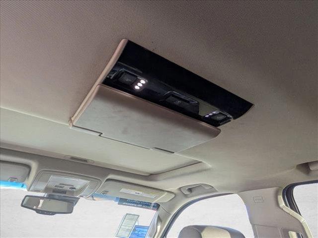 used 2015 Chevrolet Suburban car, priced at $18,000