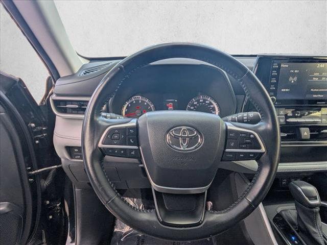 used 2022 Toyota Highlander car, priced at $25,000
