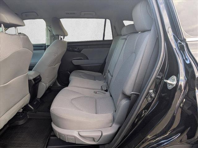 used 2022 Toyota Highlander car, priced at $25,000