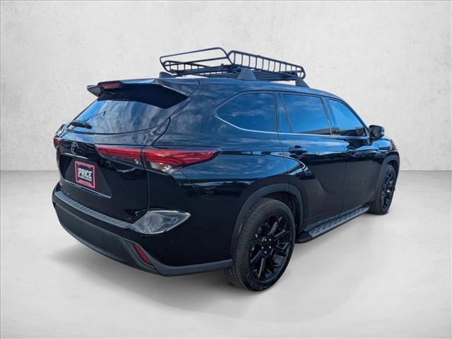used 2022 Toyota Highlander car, priced at $25,000
