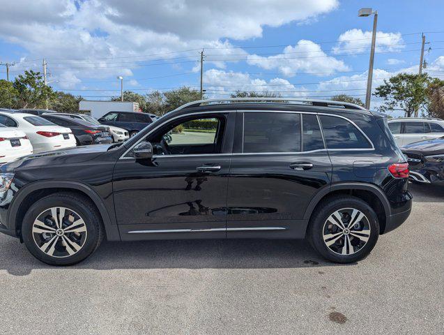 new 2025 Mercedes-Benz GLB 250 car, priced at $47,145