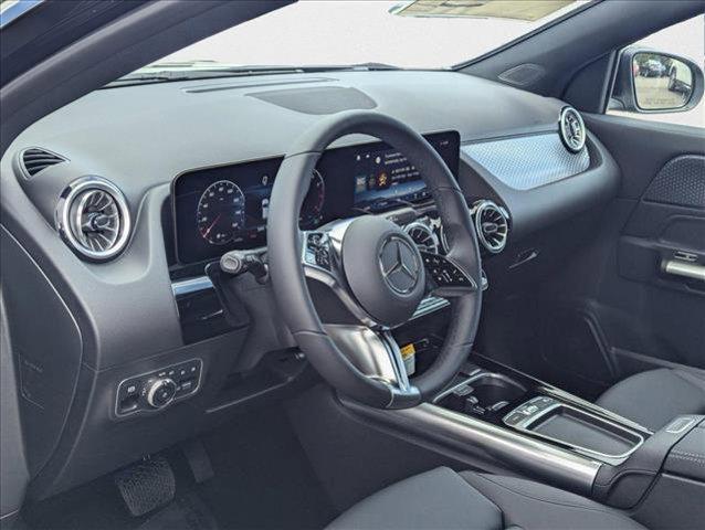 new 2025 Mercedes-Benz GLA 250 car, priced at $44,345