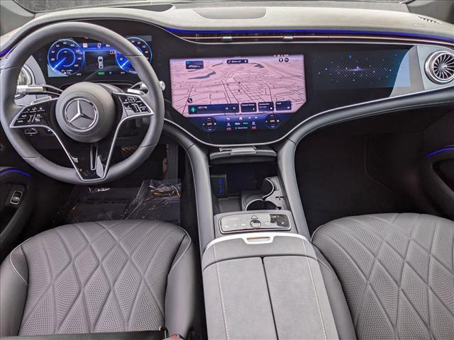 new 2024 Mercedes-Benz EQS 580 car, priced at $141,405