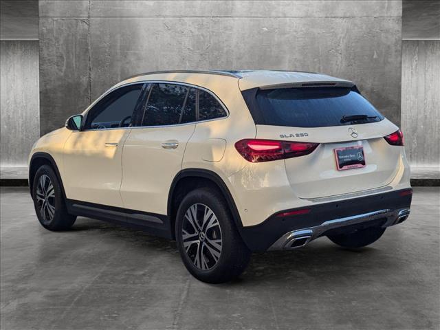 new 2025 Mercedes-Benz GLA 250 car, priced at $45,650