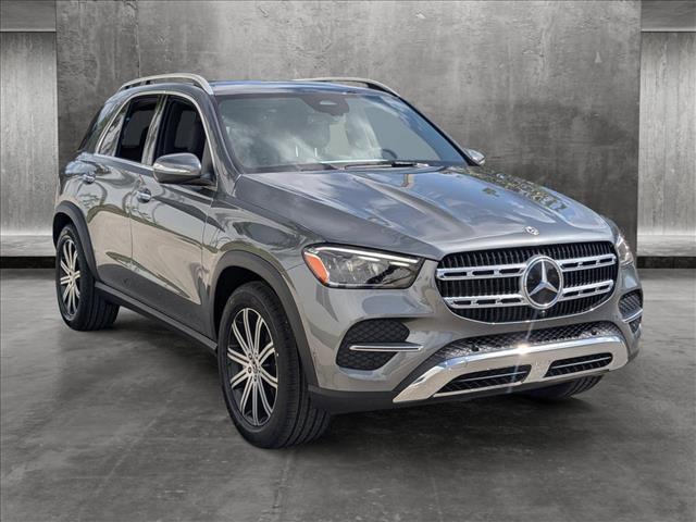 new 2025 Mercedes-Benz GLE 450 car, priced at $77,095