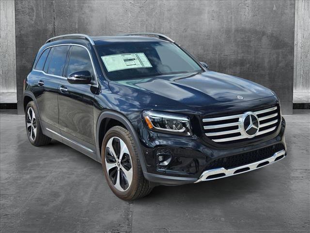 new 2024 Mercedes-Benz GLB 250 car, priced at $49,815