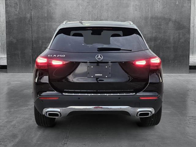 new 2025 Mercedes-Benz GLA 250 car, priced at $44,345