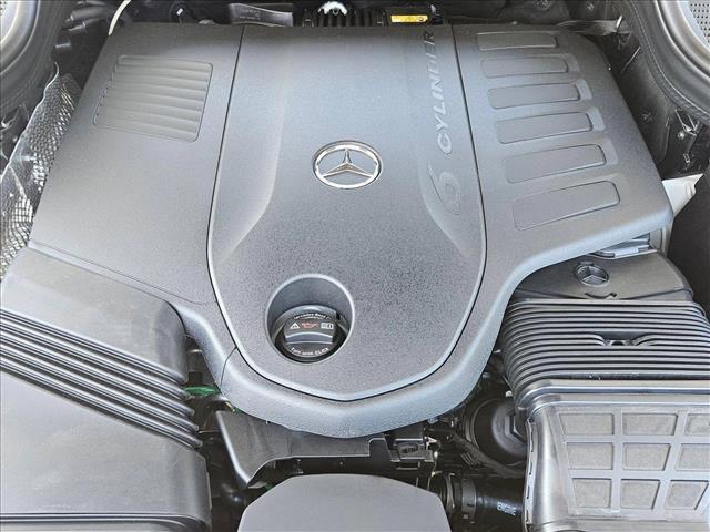 new 2025 Mercedes-Benz GLE 450 car, priced at $73,745
