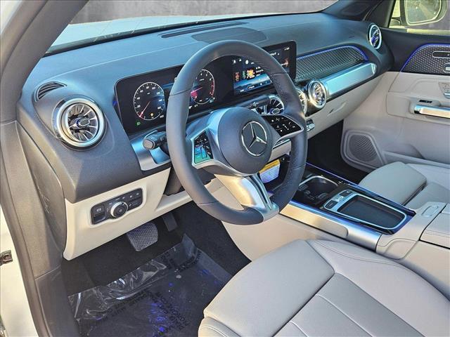 new 2025 Mercedes-Benz GLB 250 car, priced at $47,145