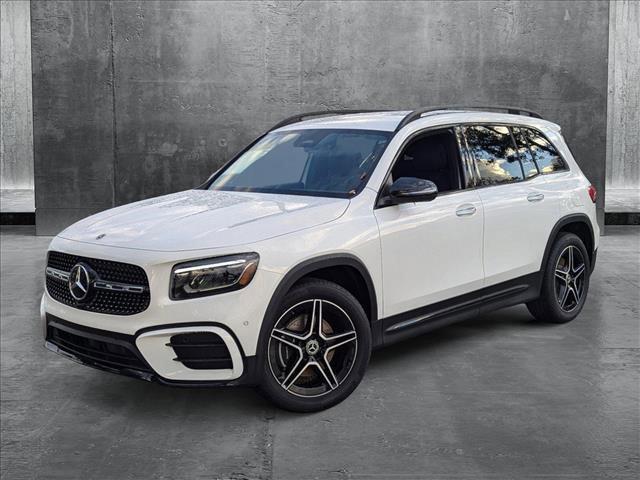 new 2025 Mercedes-Benz GLB 250 car, priced at $51,975