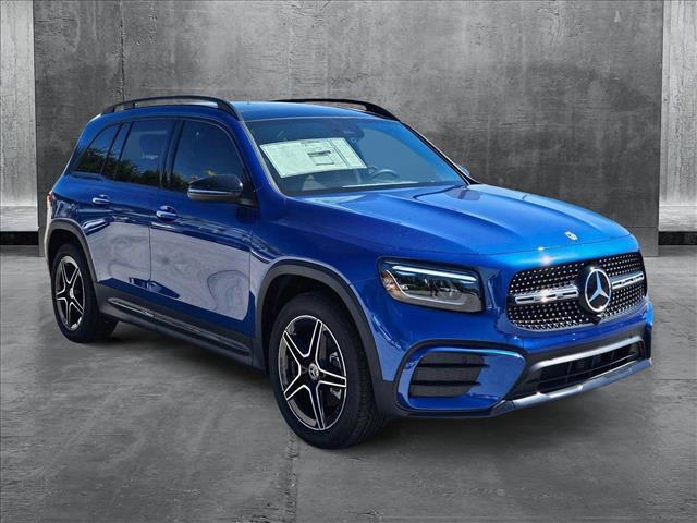 new 2024 Mercedes-Benz GLB 250 car, priced at $53,075