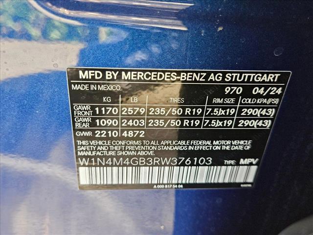 new 2024 Mercedes-Benz GLB 250 car, priced at $53,075