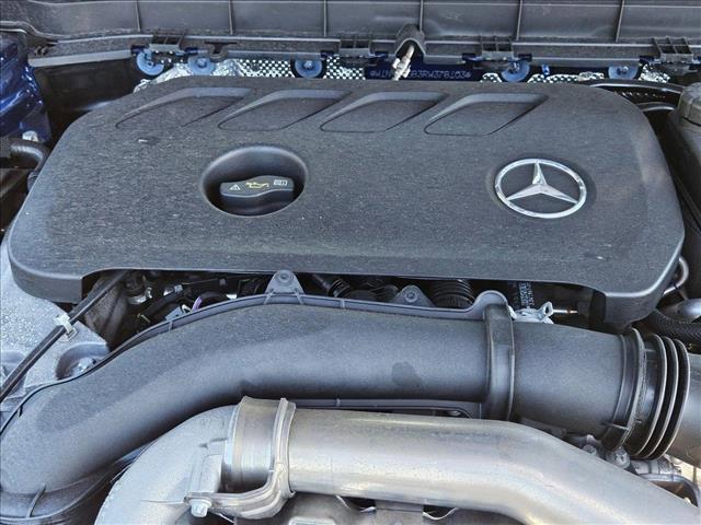 new 2024 Mercedes-Benz GLB 250 car, priced at $53,075