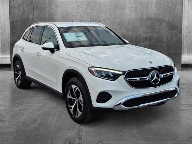 new 2025 Mercedes-Benz GLC 350e car, priced at $61,400