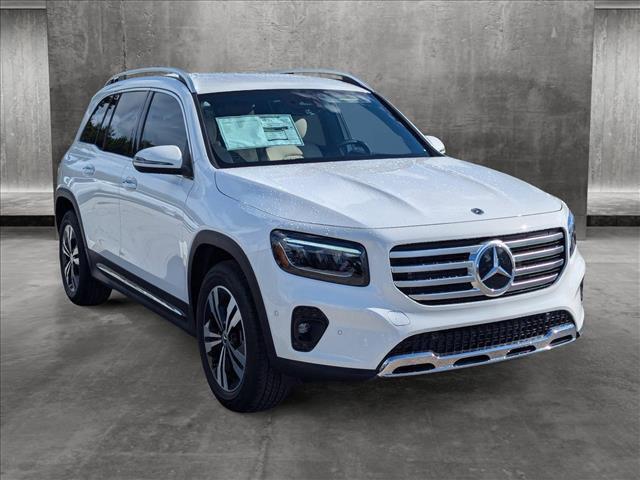 new 2025 Mercedes-Benz GLB 250 car, priced at $47,145