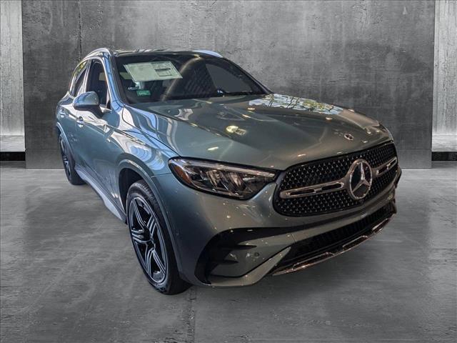 new 2025 Mercedes-Benz GLC 350e car, priced at $68,300