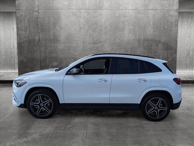 new 2025 Mercedes-Benz GLA 250 car, priced at $53,960