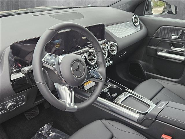 new 2025 Mercedes-Benz GLA 250 car, priced at $45,845