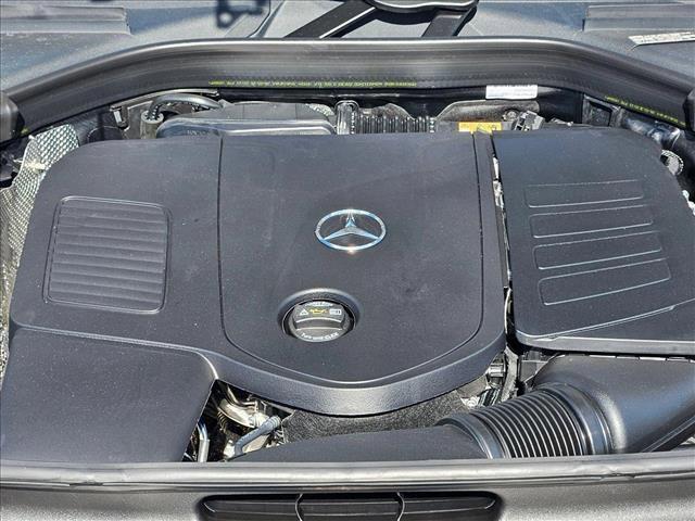 new 2025 Mercedes-Benz GLC 300 car, priced at $51,195