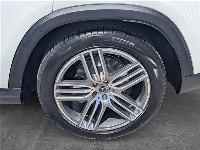 new 2025 Mercedes-Benz GLS 450 car, priced at $91,775