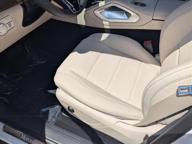 new 2025 Mercedes-Benz GLS 450 car, priced at $91,775
