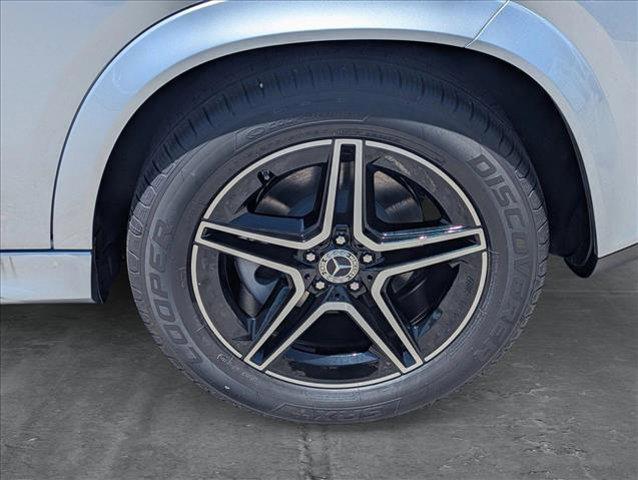 new 2025 Mercedes-Benz GLE 580 car, priced at $94,495