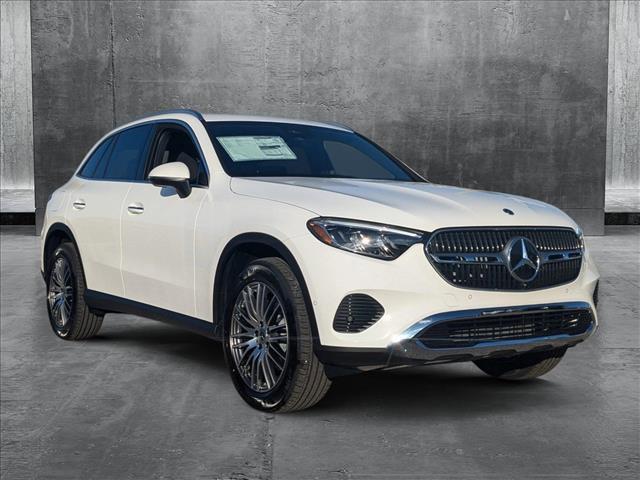 new 2025 Mercedes-Benz GLC 300 car, priced at $51,385