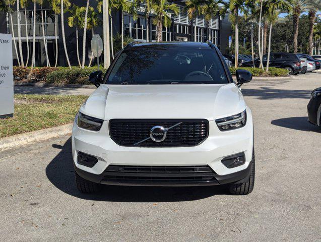 used 2020 Volvo XC40 car, priced at $25,845