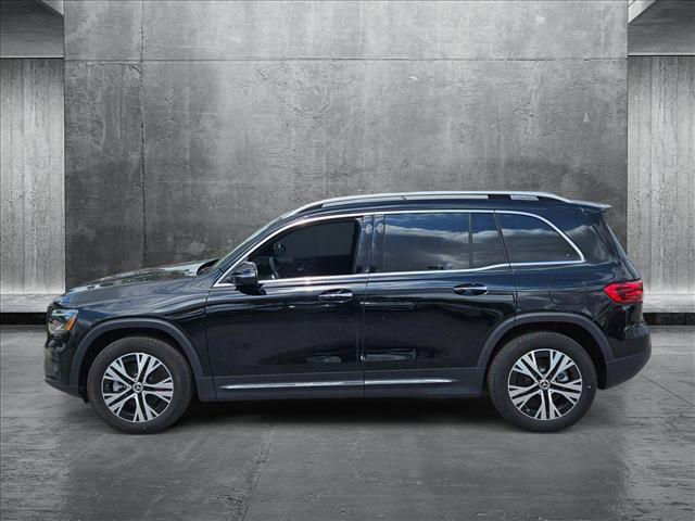 new 2024 Mercedes-Benz GLB 250 car, priced at $49,515